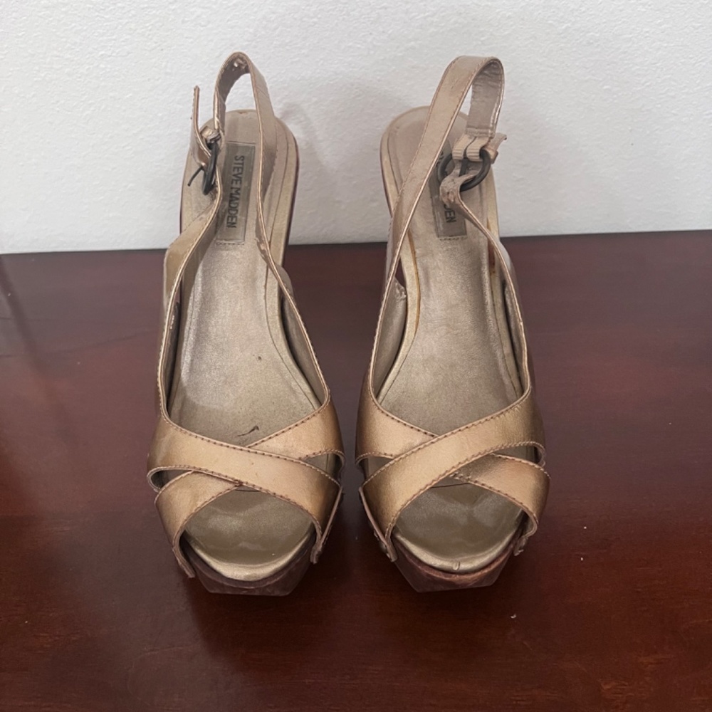 Used shoes - Picture 10 of 16